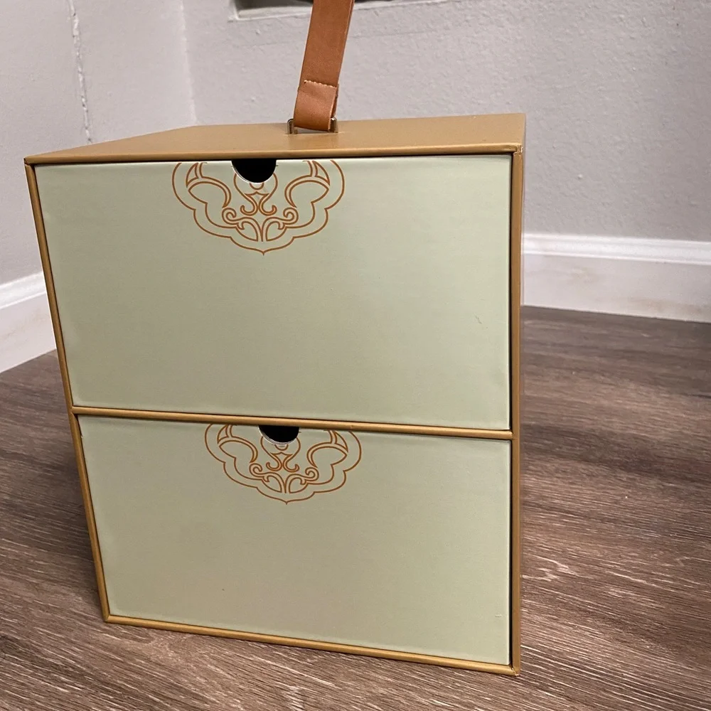 Box organizer